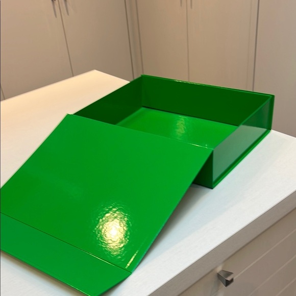 Bottega Veneta Bright Green Storage Box - Picture 2 of 4